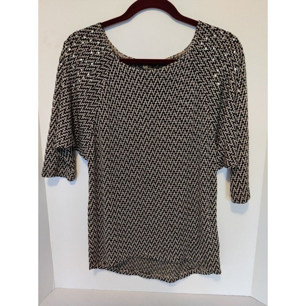 Womens SJS Knit Top Stud Detail on Shoulds and Sleeves Sz M